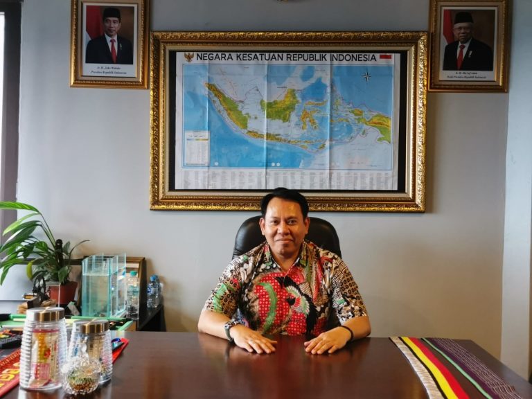 Paradigma & Tantangan  Kebijakan Program MBKM KemendikbudRistek,  Praktik Baik di FT UTama