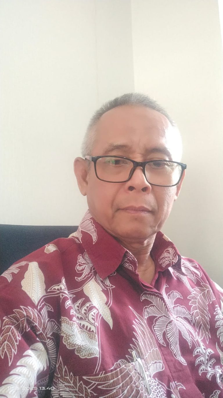 Perspektif Kepemimpinan dalam Tata Kelola PTS:  Menuju Transformasi Akademik dan Kualitas